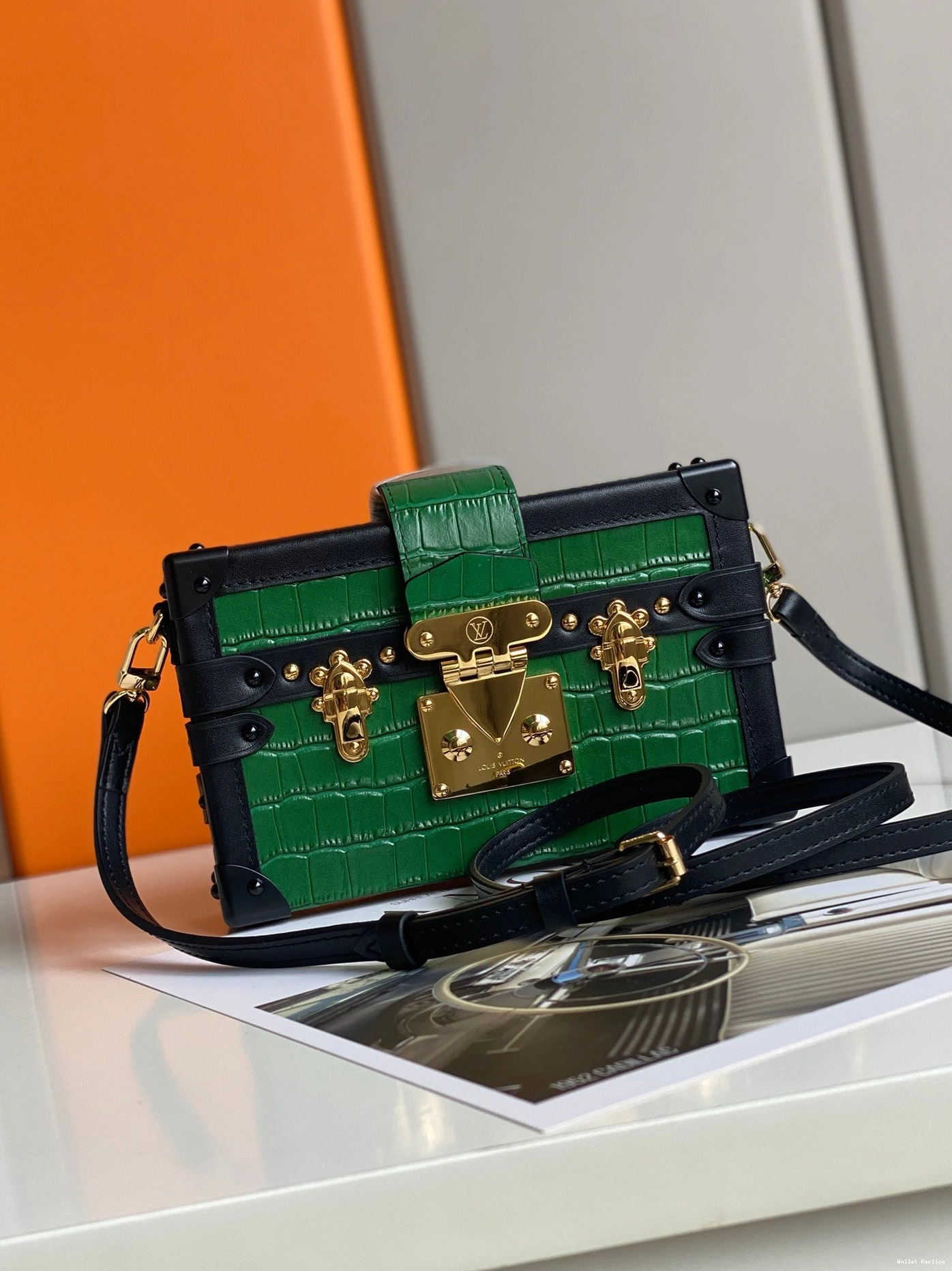 MALLE VUITTON PETITE LOUIS 0709